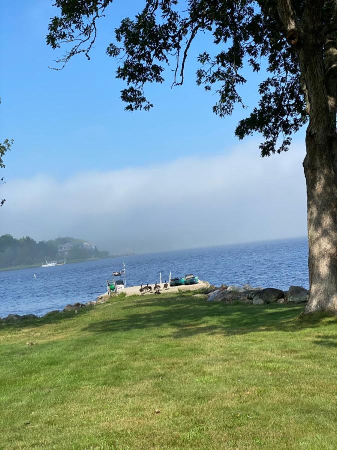 1 Bed Cottage, Partial Waterviews & Water Access Westport Luaran gambar